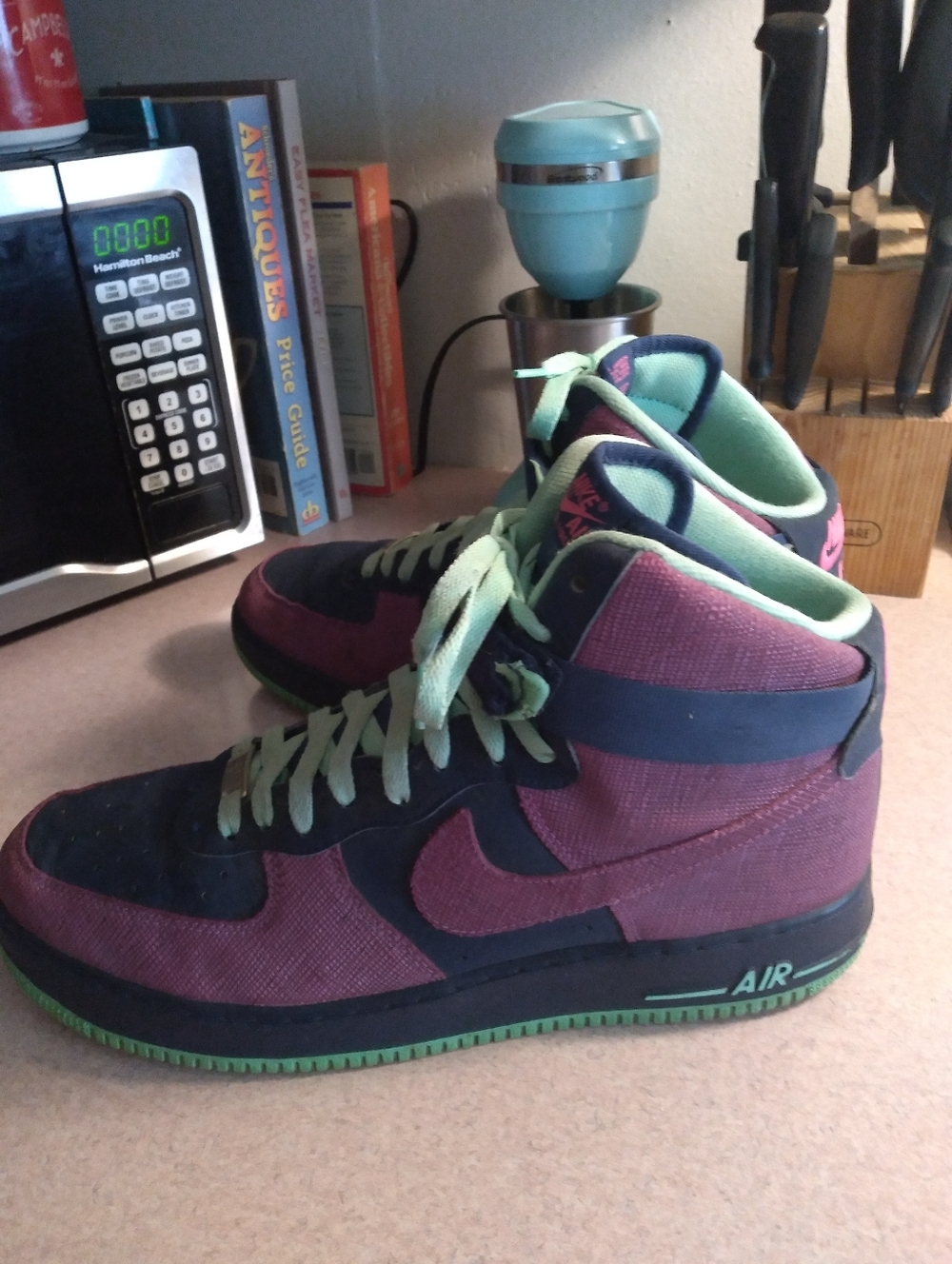 Nike Air Force 1 High - Picture 4 of 12